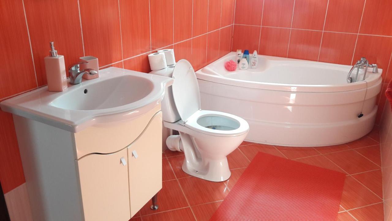 Vila Roxana Pangarati Bagian luar foto