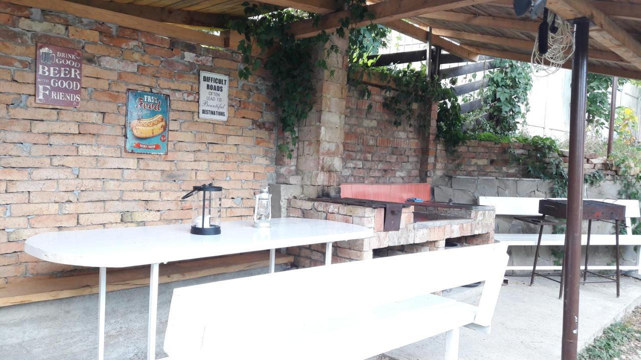 Vila Roxana Pangarati Bagian luar foto
