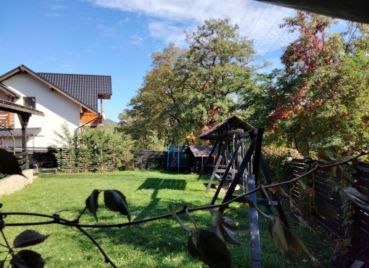 Vila Roxana Pangarati Bagian luar foto