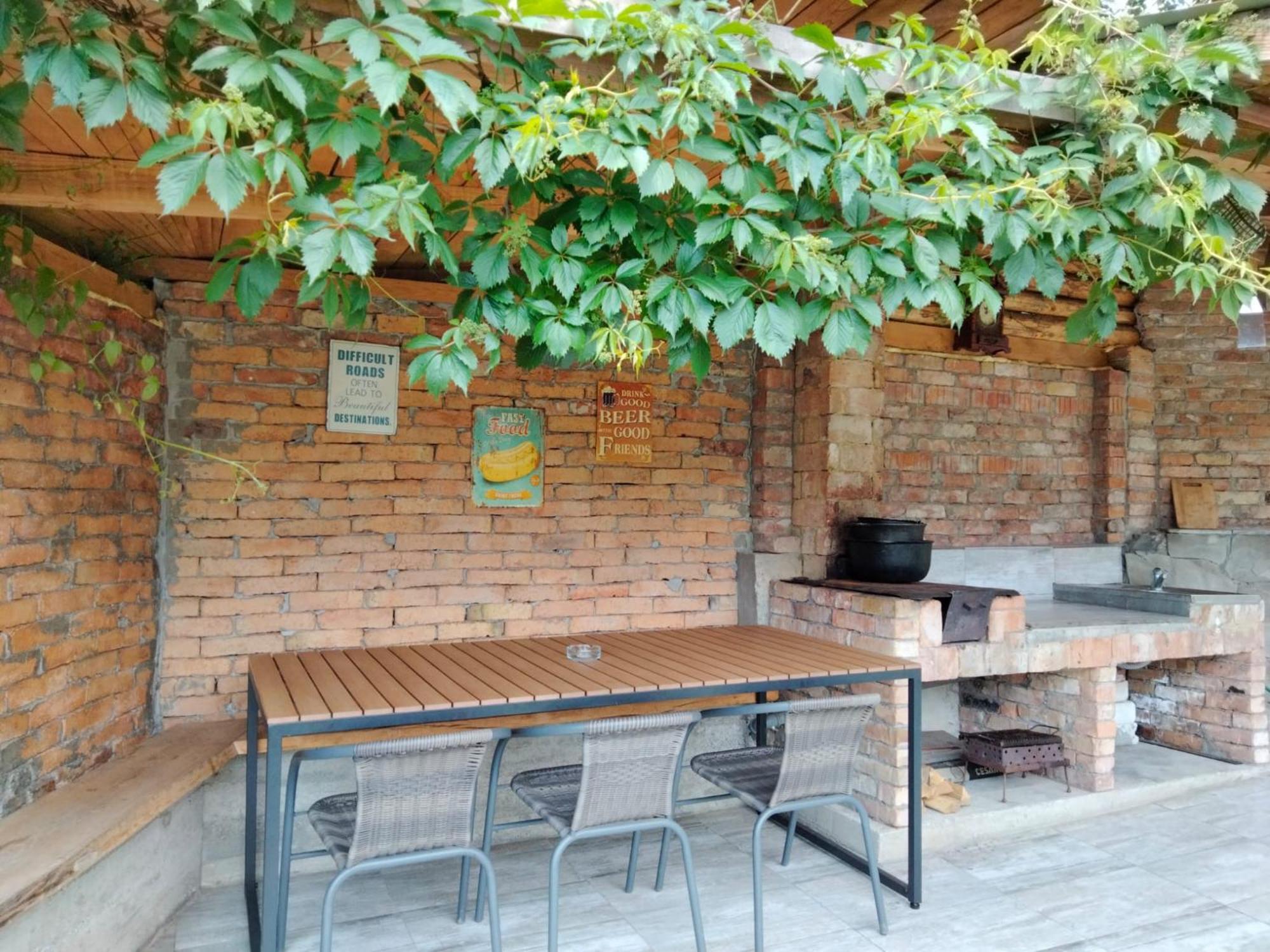 Vila Roxana Pangarati Bagian luar foto